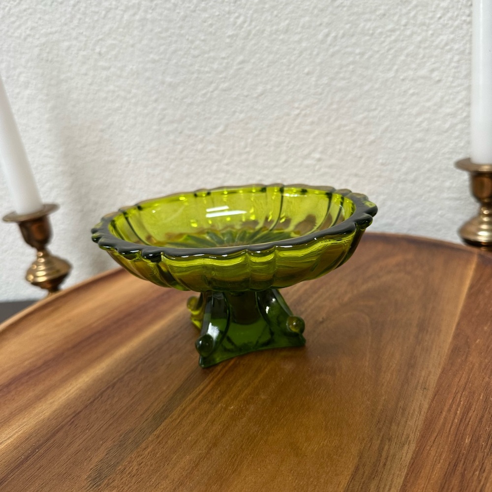 Vintage Green Glass Pedestal Bowl/Soap Dish